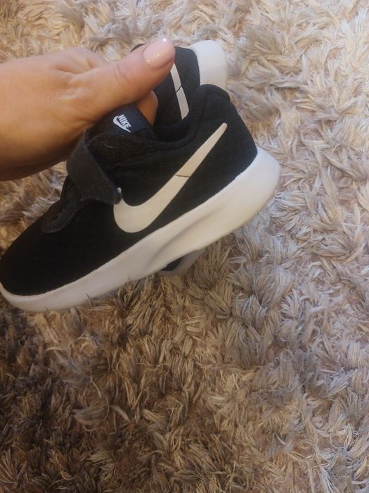 Детски маратонки nike 23.5