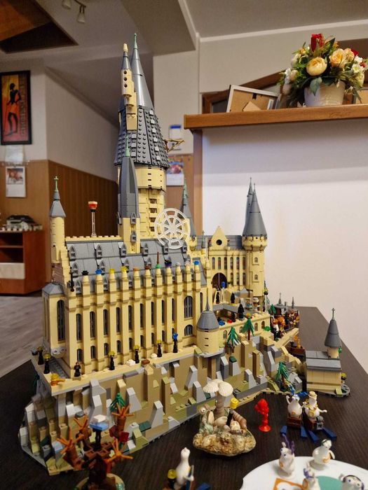 Lego asamblat Castel Hogwarts 71043