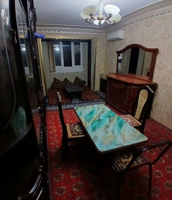 Аренда квартиры 2/5/5 Чиланзар . Фархадский базар . 2 остановки.Семье
