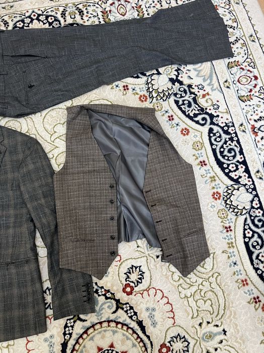 Продам костюм в отличном состояний