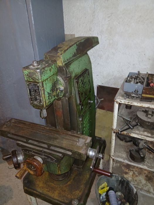 Продаётся фрезерный станок НГФ Ш3