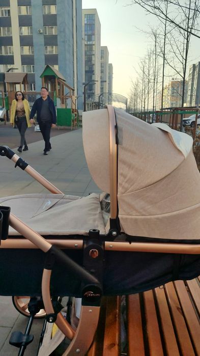 Продаю  Коляску.