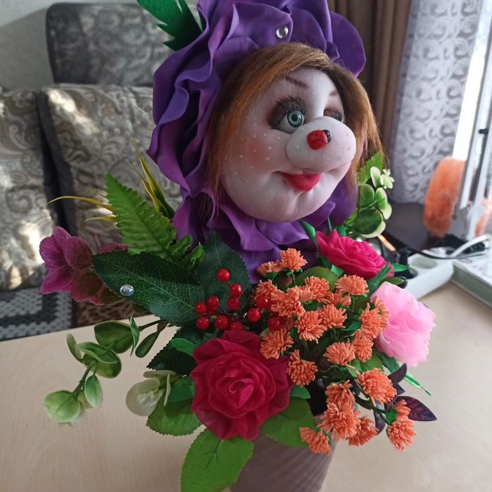 Куклы-цветы из капрона. Ручная работа