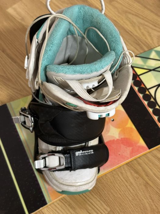 Snowboard Salomon 142 cm + Legaturi snowboard Salomon + Boots