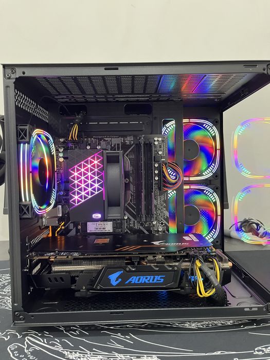 Мошный игравой компьютер