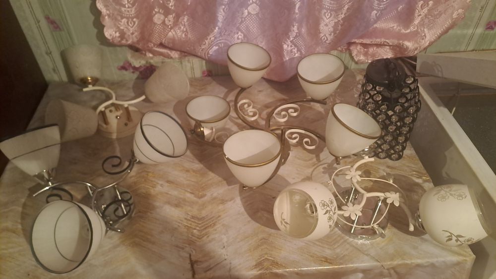 Продам люстры...