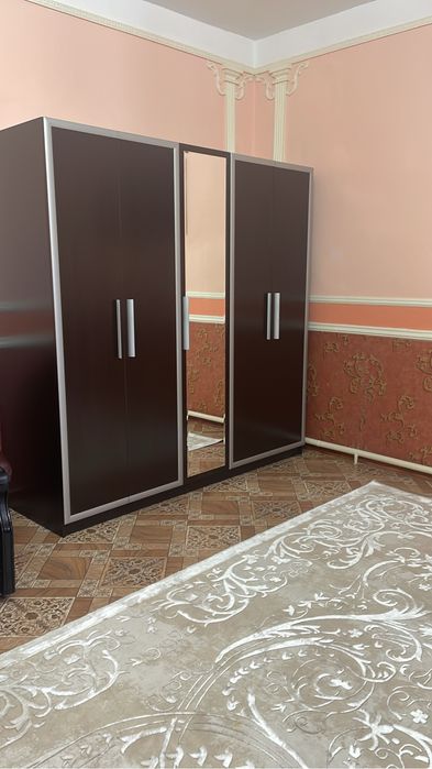 Продается спальный гарнитур