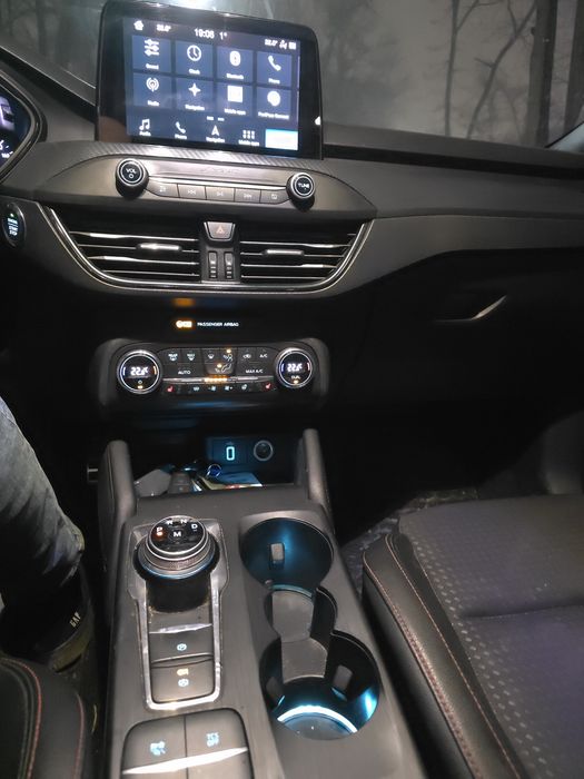 FORD Focus 2019 — imagine 5