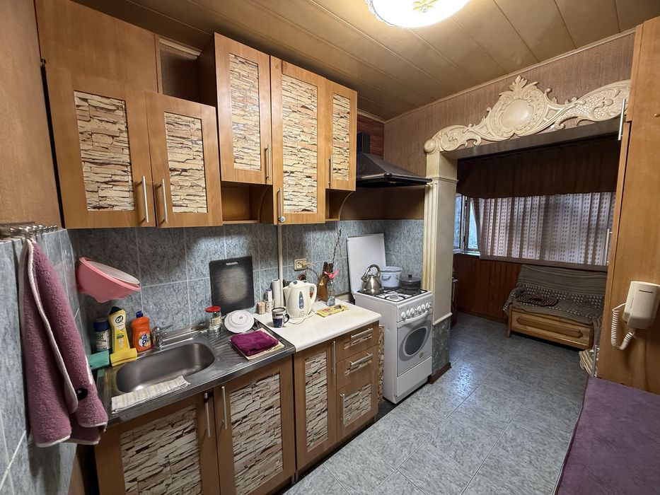 Срочно продается 3-ком кв на 3 этаже Мархабо и 29-школа