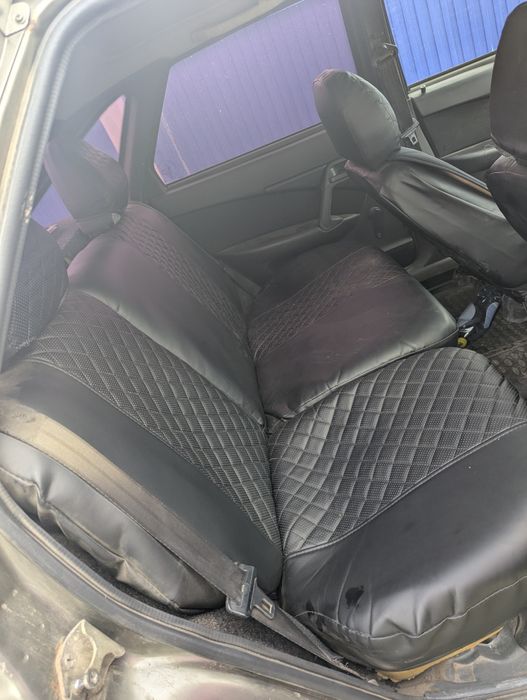 ваз 2112 8 клоп 2002год