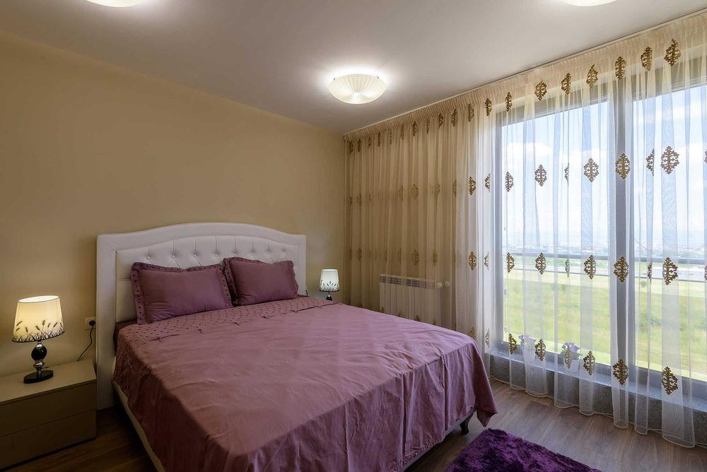 Дава се под наем Двустаен апартамент в София, Лозенец - 75 кв.м за 561 € - Снимка #4