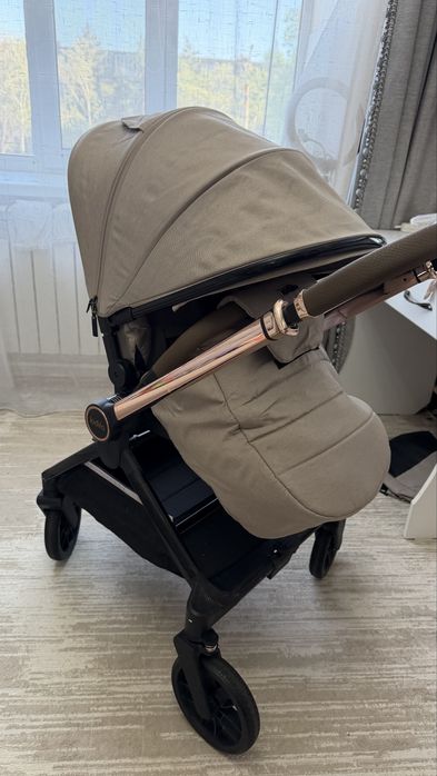 Коляска Kidilo D900