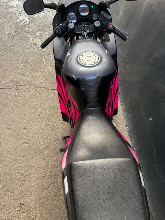Honda CBR 600 pc25