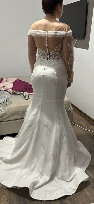 Rochie de mireasă stil sirenă – nouă