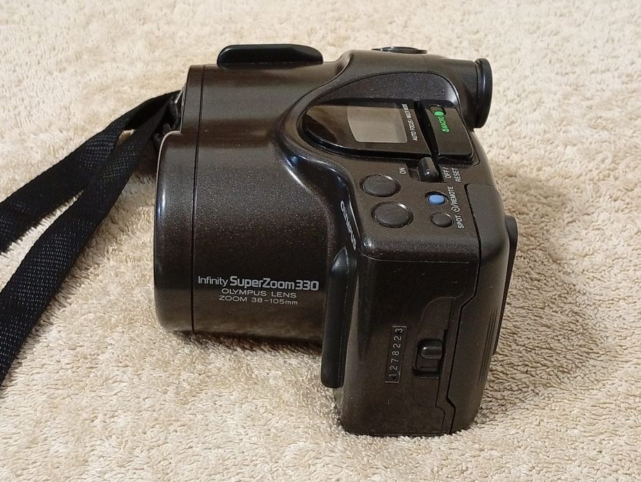 Aparat foto Olympus SUPERZOOM 330