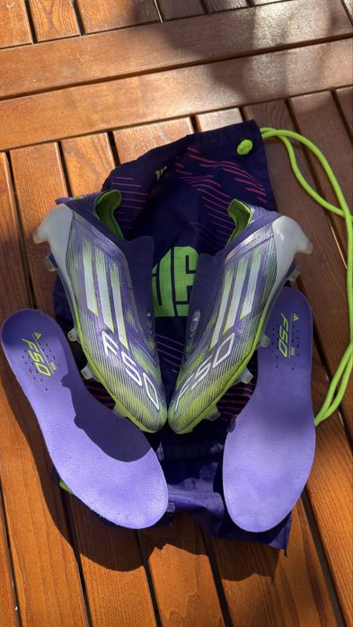 Vând ghete de fotbal Adidas F50 Elite Laceless FG (Fără șireturi) – Model Top / Profesional