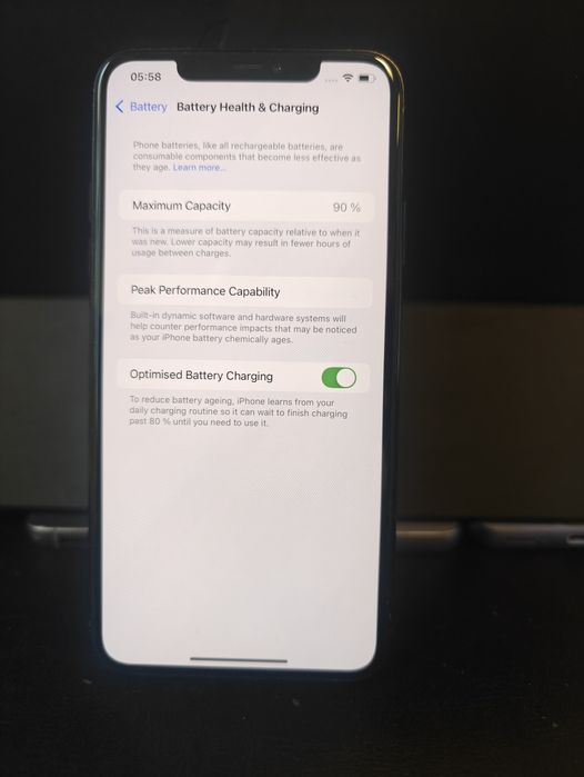 *BPFR Продава се iPhone 11 Pro Max /90 % battery health/Перфектен