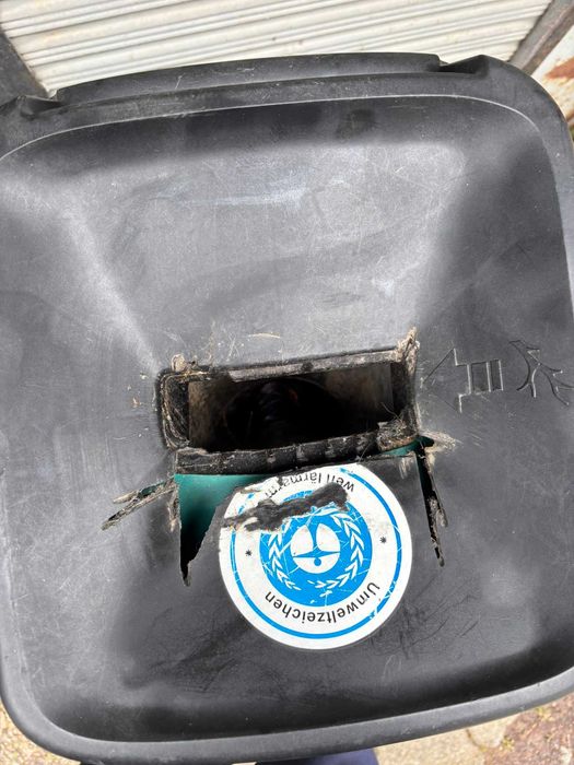 Винтова самопридърпваща дробилка Bosch axt 2000 HP