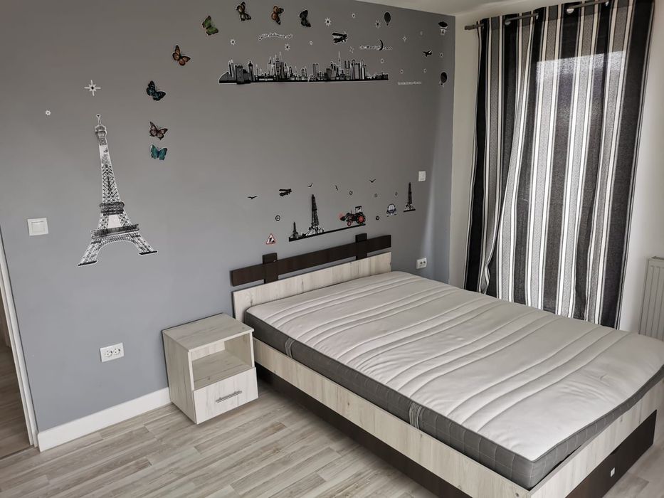 Apartament 3 camere de inchiriat