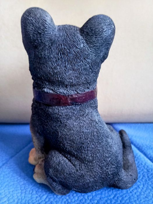 Статуэтка декоративная