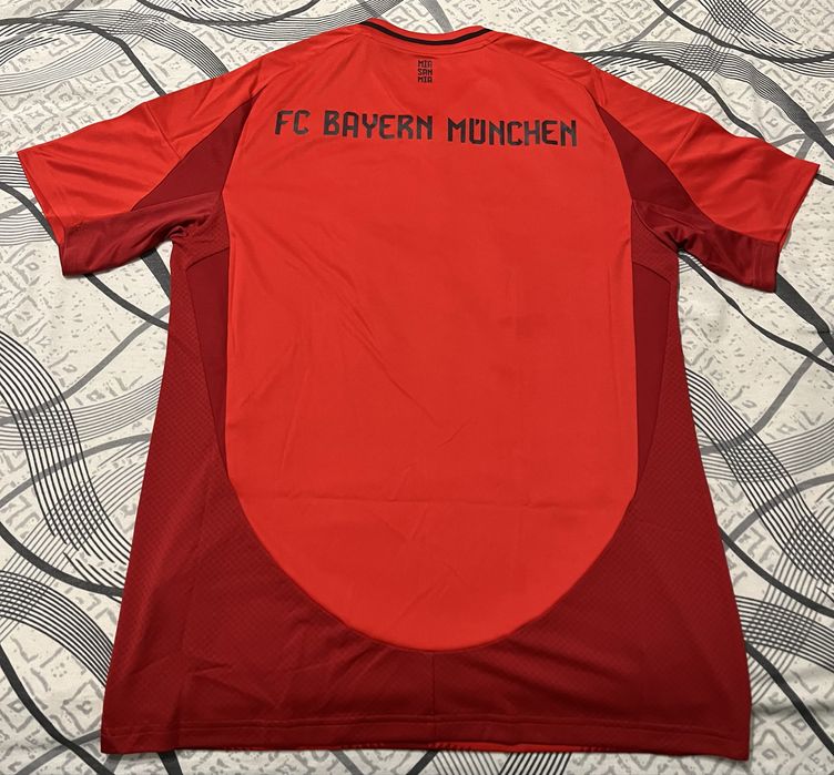Оригинална тениска на Байерн Мюнхен