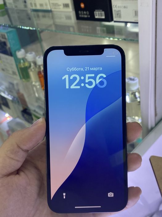 iPhone 12 Pro в отличном состтянии