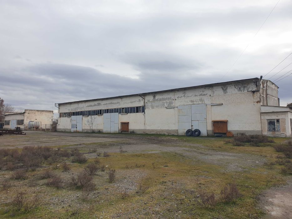 Продаётся база для производства и складирования