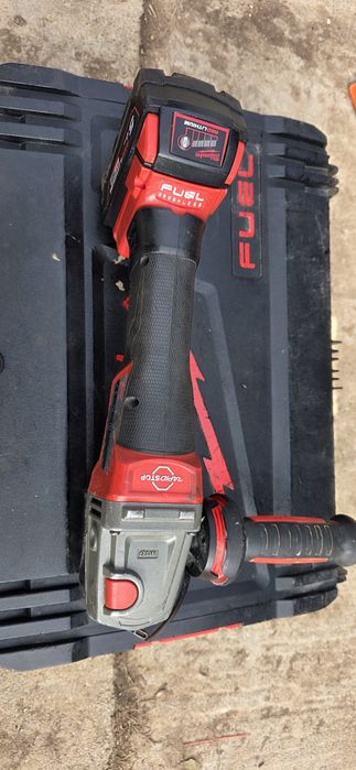 Flex milwaukee, model cu rapid stop + acumulator 5 ah