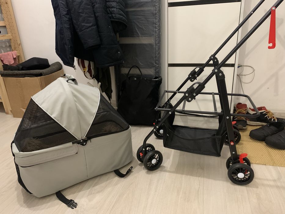 Коляска /переноска для кошек и собак