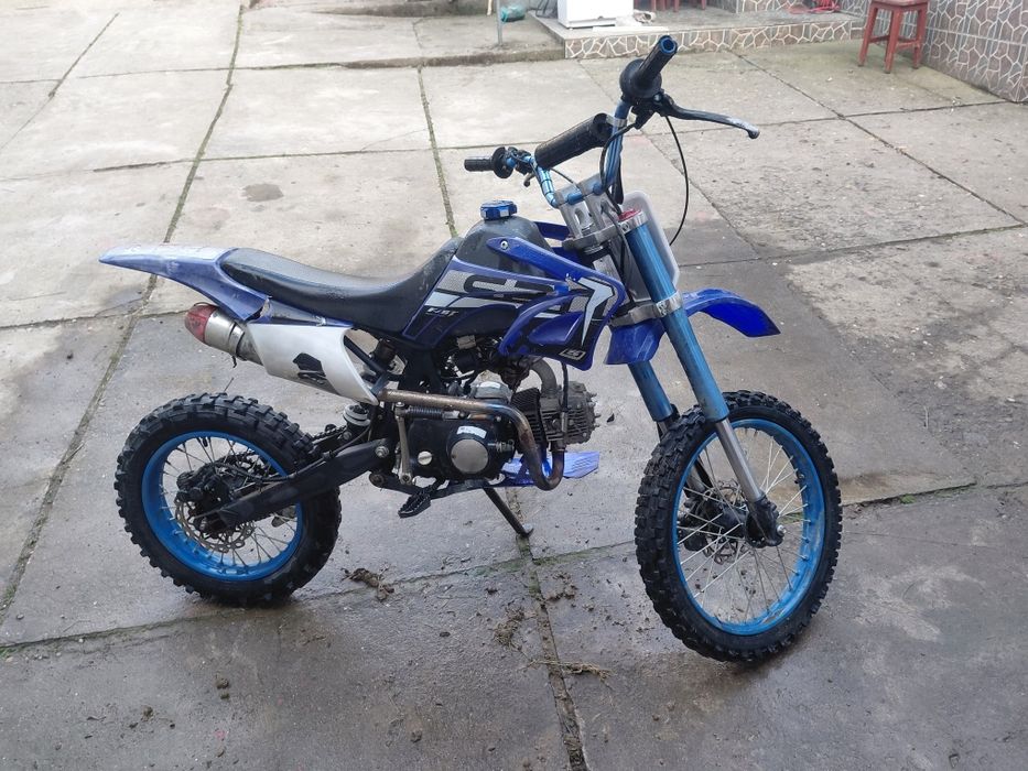 Urgent!Cross 125 cc e bun pentru înepatori