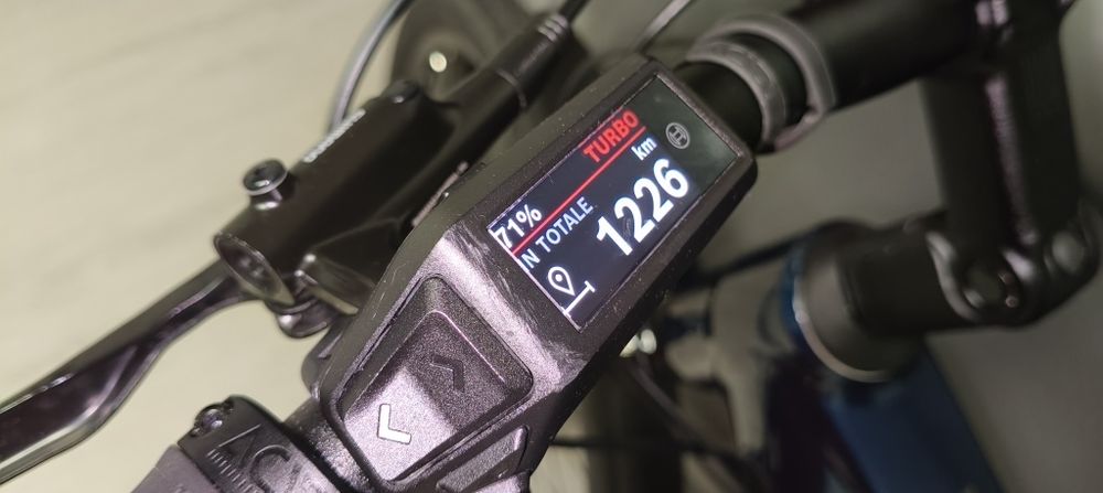 Bici electrica Cube Touring 2025