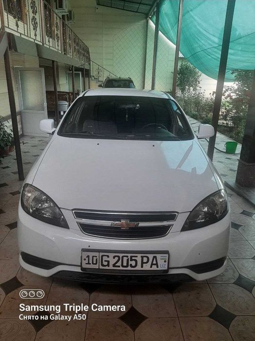 Chevrolet Lacetti сотилади!