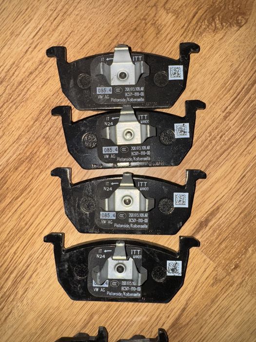 Placute de frana originale VAG  pentru Volkswagen