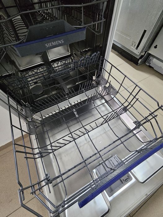Съдомиялна за частично вграждане Siemens