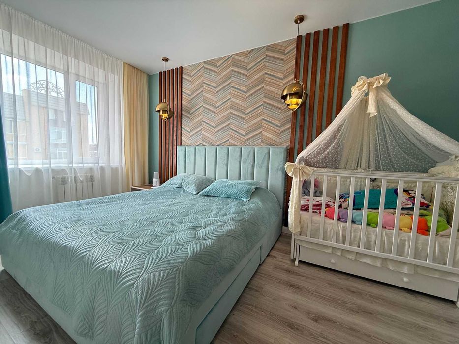 3 комнатная 108 м2 в Юбилейном