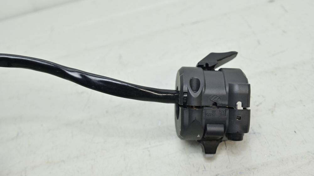 Bloc Comenzi Switch Lumini Stanga Ducati Scrambler Sixty2 400 / 800