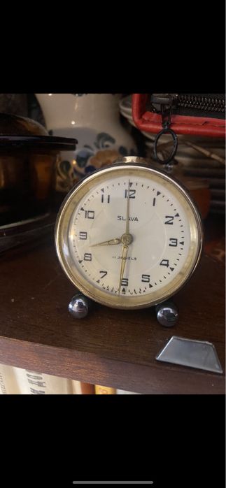 Часовник Slava ретро