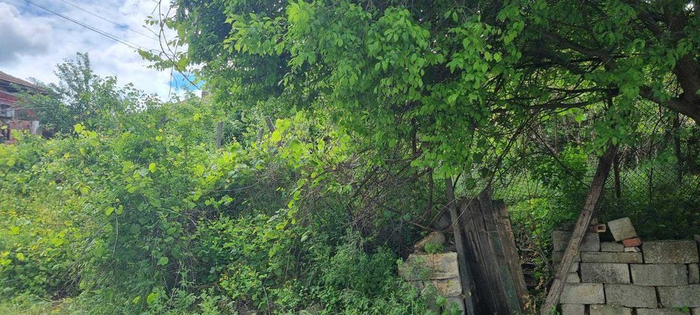 549-Продава се парцел за строителство в кв. Оборище!