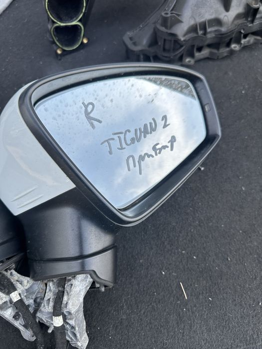 Дясно ляво огледало за VW Tiguan 2 оригинално 2016-2021