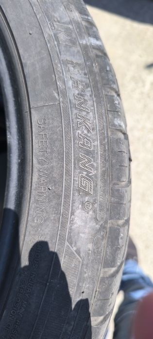 Vând două seturi anvelope 285/40/22