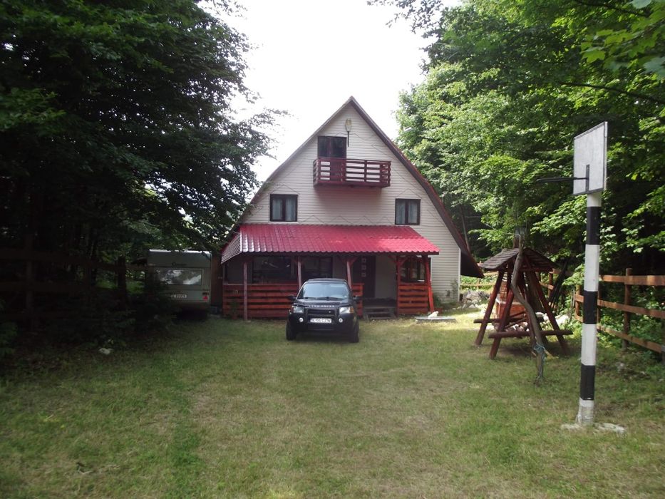 Cabana de vinzare