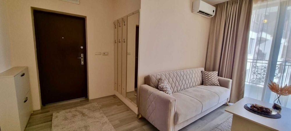 Продава се Двустаен апартамент в Несебър - 56 кв.м за 1074 €/кв.м - Снимка #2