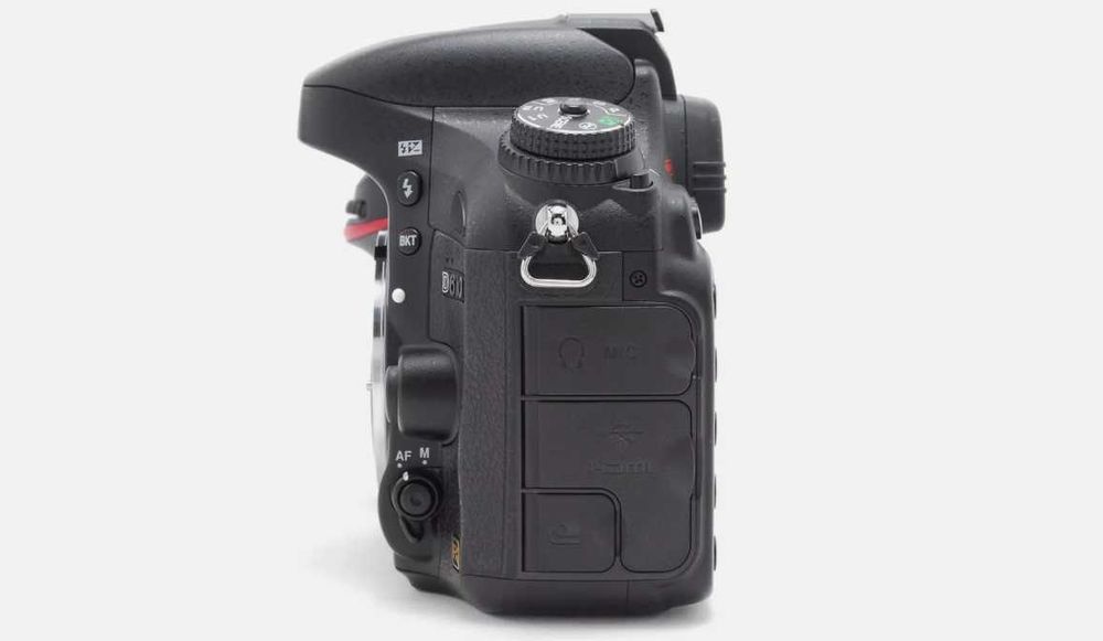Продается фотоаппарат Nikon D610 (Тушка)