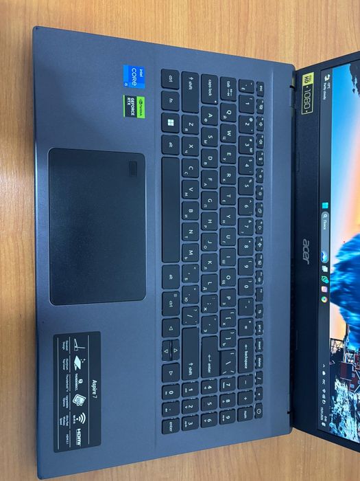 Продаю Acer Aspire 7