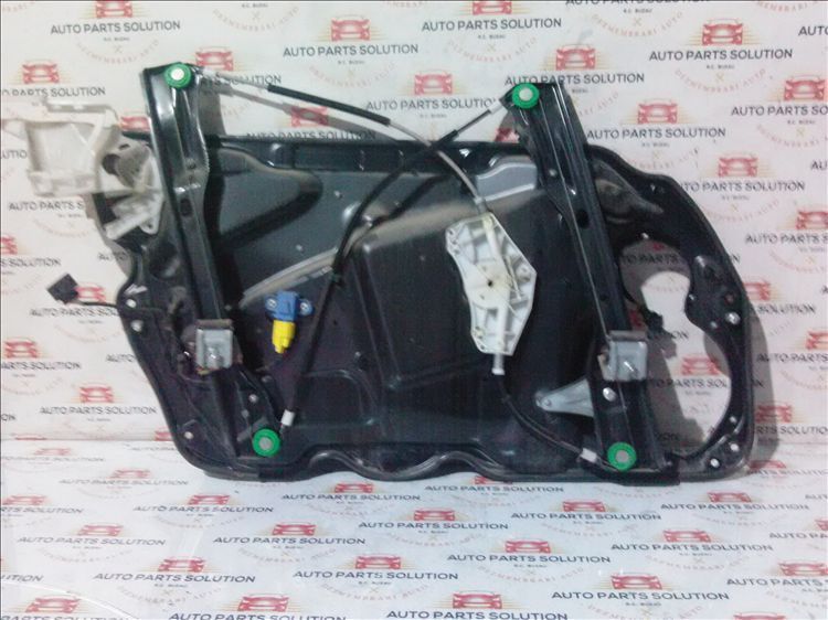 macara geam usa dreapta fata vw passat b 6