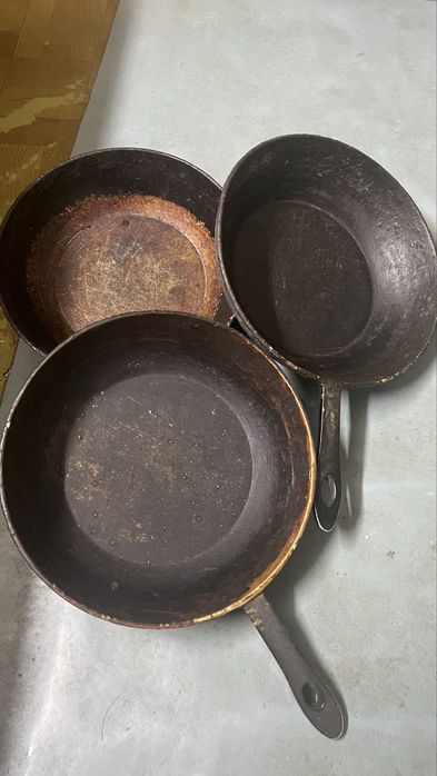 Чугунные сковородки