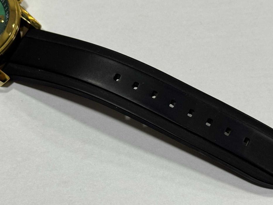 Часовник Guess GW0708G2