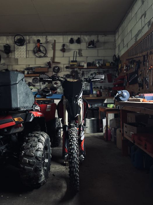 Rmz 250 de vânzare schimb si cu auto