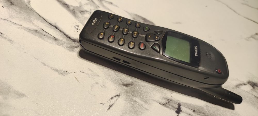 Телефон Nokia Digital