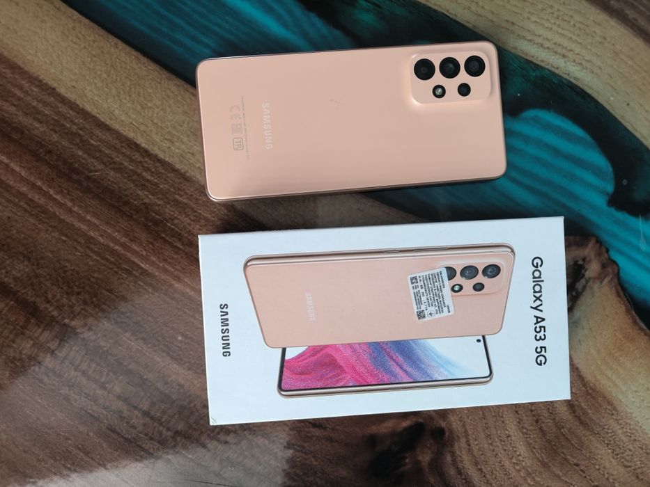 Продам SAMSUNG в идеальном состоянии.